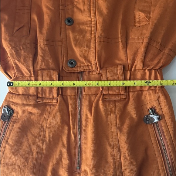 90’s Vintage Courmayeur Ski Suit (Medium, fits like a US 6) - Picture 9 of 9